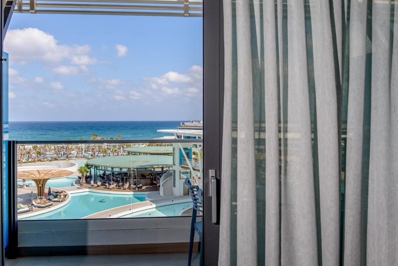 Hotel Lyttos Mare Hersonissos  Esterno foto View from a room at the hotel