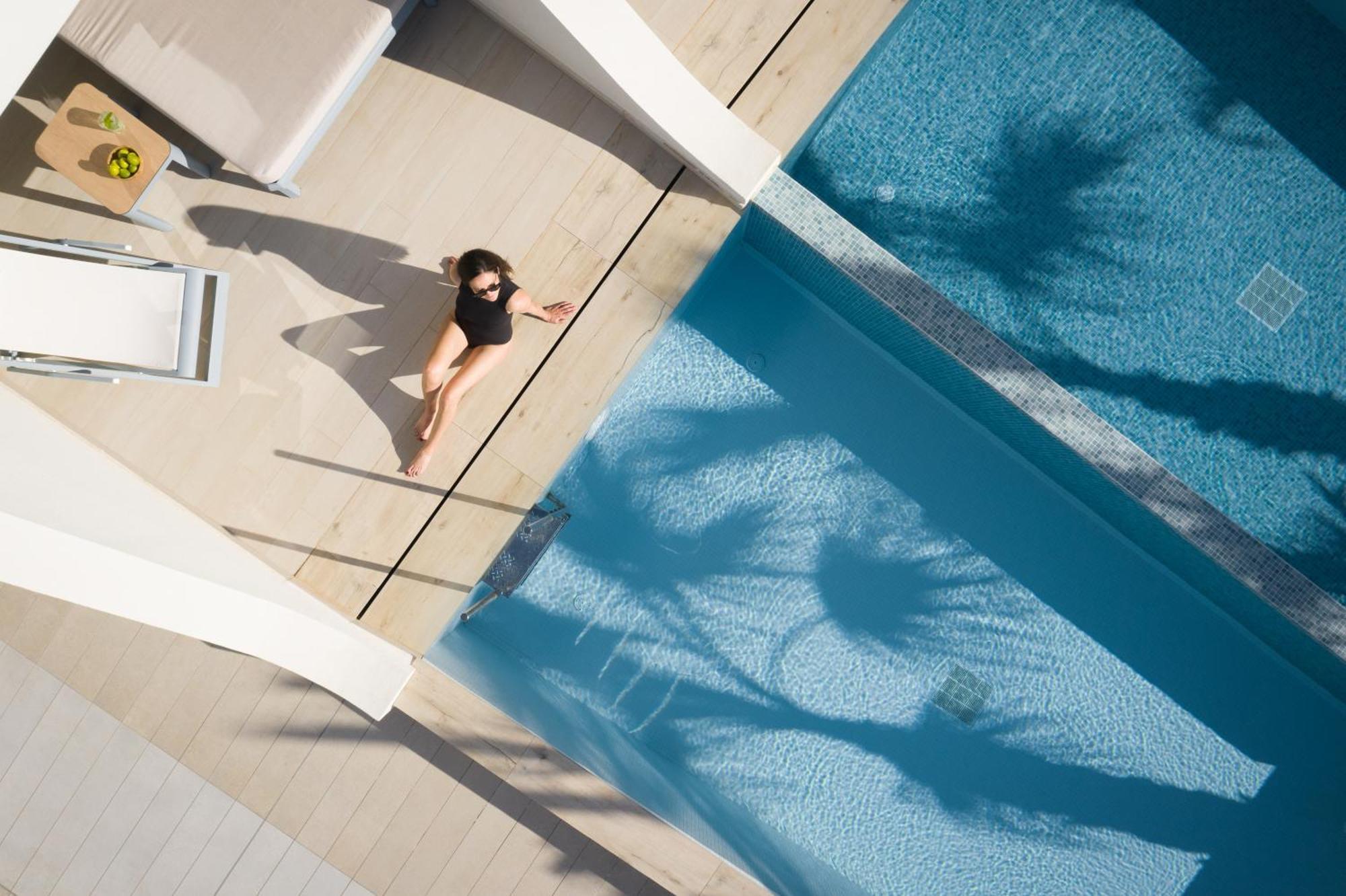 Hotel Lyttos Mare Hersonissos  Esterno foto Aerial view of a pool