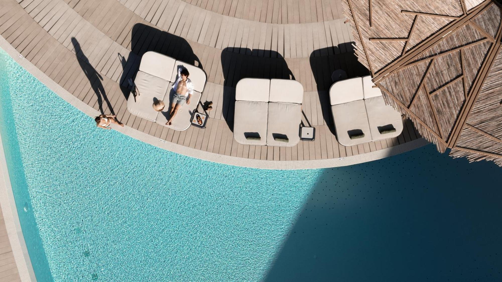 Hotel Lyttos Mare Hersonissos  Esterno foto The pool at the hotel