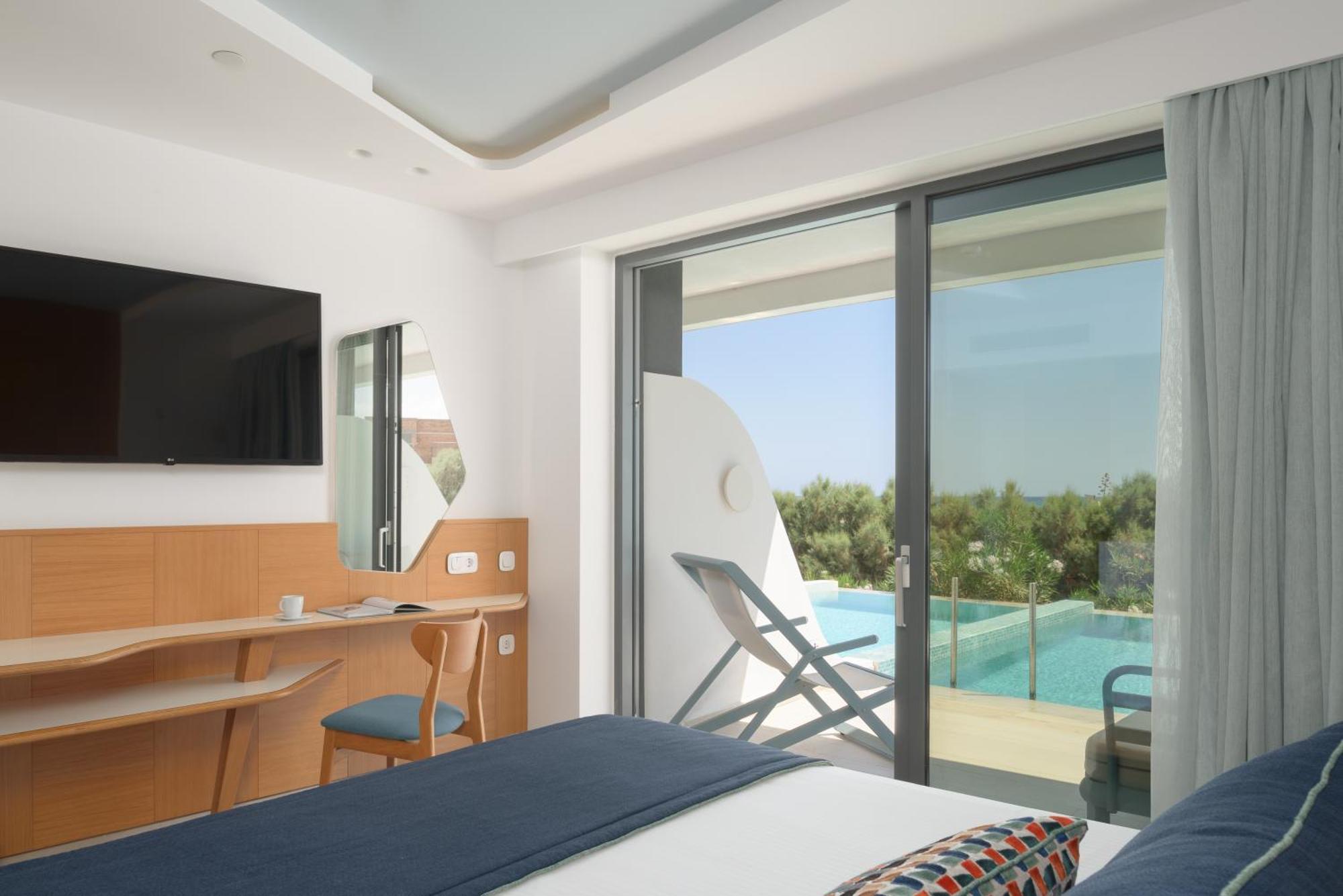 Hotel Lyttos Mare Hersonissos  Esterno foto A room at the hotel
