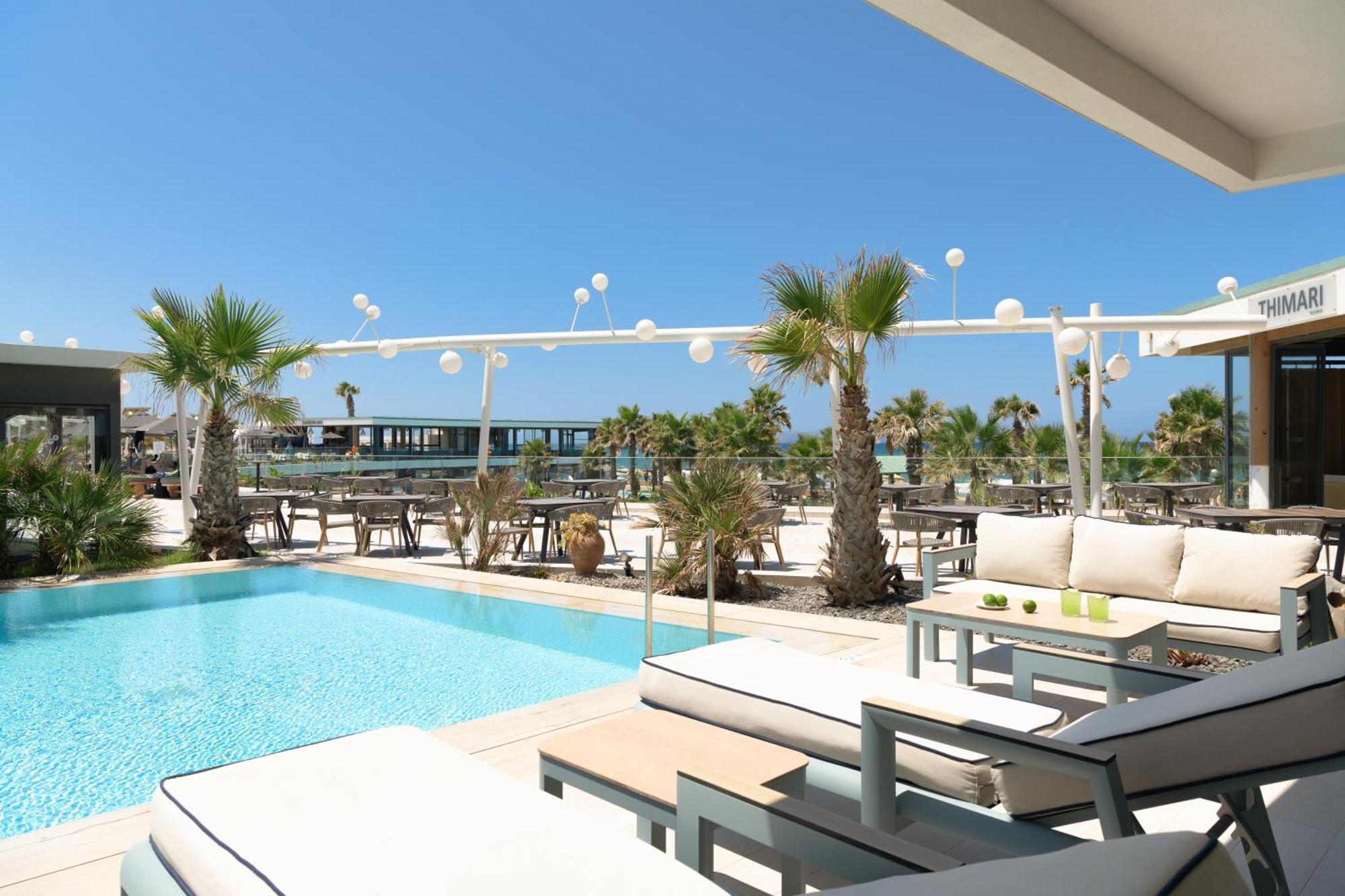 Hotel Lyttos Mare Hersonissos  Esterno foto The pool at the hotel